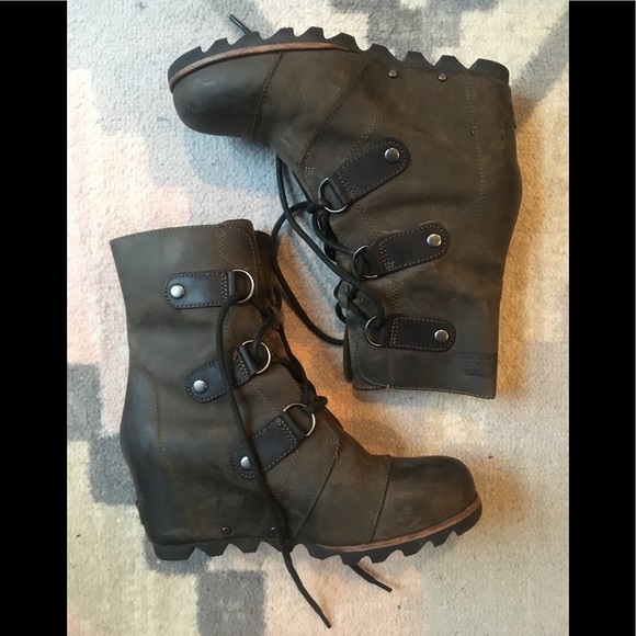 sorel joan of arctic wedge 7.5